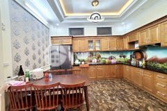 Nhà đẹp phố nguyễn lam oto đỗ trong sân vườn cảnh hàng xóm vinhome rvs aeon sân golf cô