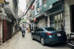 Bán nhà thịnh liệt 60m2, mt 5m. ngõ thông oto vào 5.5 tỷ