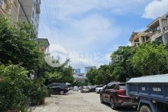 Nhà phân lô, đường ô tô, gara ô tô phố hào nam, đống đa. 0822116016.