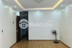 Giáp bát, hoàng mai, nhà mới ở ngay, sát phố, lô góc, 45m2, 5t giá chỉ 4,5 tỉ.