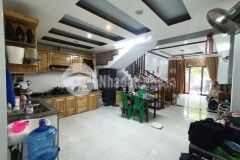 Cần bán gấp nhà mặt tiền trung tâm sơn trà,5m5,2 bước chân ra cầu rồng.còn 3,4 tỷ.