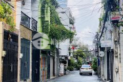 Lê quang định hẻm nhựa 8m 5 tầng 7 phòng ngủ lớn