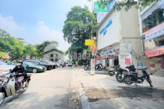 Bán nhà mặt đường trần khát chân, hai bà trưng, căn góc 6 tầng, 32m2, mt 4.2m