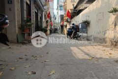 Bán đất tặng nhà mặt ngõ 48 ngọc hồi 50m2 mt 4m ô tô kinh doanh chỉ 3.9x tỷ.