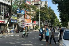 Cần bán nhà mặt phố phùng khắc khoan giá 27 tỷ, 35mx4 tầng, mt 6m, kd cực tốt