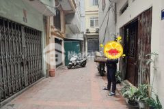 Nhà kim giang hoàng mai. diện tích 40m2 căn góc giá 3.5 tỷ