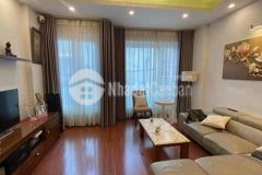 Cần bán nhà văn quán, 4 phòng ngủ đẹp, dân tự xây, về ở luôn, giá 3,6 tỷ