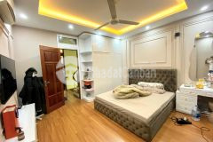 Bán nhà hai bà trưng, phố trần khát chân 4 tầng, 45m2, 6.9 tỷ, gần phố