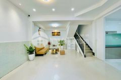 Gần cầu bông sát vách quận 1 48m2 3 tầng mới đẹp giá 4.x tỷ.