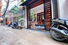 Nhỉnh 5 tỷ bán nhà đội cấn ô tô đỗ cửa ngõ thông ở sướng cực gần phố