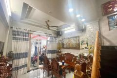 Bán nhà hxh thoại ngọc hầu, tân bình 3 tầng 72m2 4,5x16. nhà đẹp ở ngay. giá chỉ 8,5 tỷ.