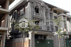 Bán biệt thự xây thô cách biển chỉ 100m khu thanh bình, bãi tắm thuỷ tiên, phường 10.