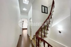Thiện chí bán nhà đầu ngõ cát linh, giá 6.5 tỷ, 33m2x6t, ngõ gần