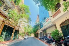 Bán toà nhà văn phòng 6 tầng thang máy, mặt đường ô tô 10m, kđt đại kim hoàng mai.