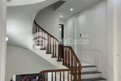 Bán gấp nhà vạn phúc giáp quang trung 45m vuông, 4 tầng, mặt tiền 4m, ô tô đỗ cửa, tung tâm hà đông