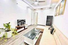 Nhà văn quán, 5 tầng hiện đại, 4 phòng ngủ, cách phố 30m, về ở luôn, giá 3,7 tỷ