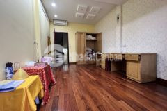 Nhà mặt phố chuyên kinh doanh đồ thể thao trịnh hoài đức, đống đa. 0822116016.