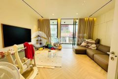Mặt ngõ 34 hoàng cầu 4 oto tránh 90m2 6t thang máy mt 5,5m