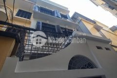 Bán gấp nhà mt 5m ngõ kim mã giá 14 tỷ dt 90m2, xây 4 tầng