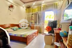 Bán gấp nhà lý thái tổ, quận 10, 4x14, 4 tầng, hẻm 8m, giá cực rẻ