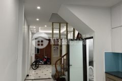 Bán gấp nhà vạn phúc thông trung tâm xalam vuông, 4 tầng, kinh doanh, oto đỗ cửa giá 4x tỷ