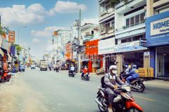 Lạc long quân ngay chợ tân bình, hẻm 4m,dt 45m2, ngang 4,2m, 4pn chỉ hơn 5 tỷ