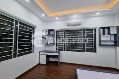 Tôi cần bán nhà mp ngũ xá, giá 32 tỷ, dt 90m2x2t, thiện chí bán