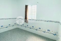 Nhà cho th.uê trệt 1 lầu rộng đẹp cách đại học tây đô 400m gi.á 6 triệu sẵn bộ sofa