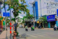 Bán nhà đẹp cực hiếm đối diện vincomplaza lê văn việt, q9