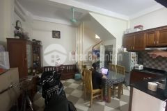 Bán nhà phố trần quang diệu, đống đa, nhà đẹp, ngõ thông, dt 25m2 x6t chỉ 3.3 tỷ