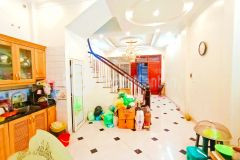 Bán nhà hai bà trương, phố trương định 4 tầng 45m2, mt 4.5m, gần phố