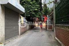 Mặt ngõ thông lô góc ô tô vào nhà nguyễn khang, cầu giấy 9.7 tỷ