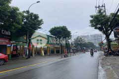 Bán nhà măt tiền đường q12 10tỷ4