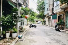 Nhà đẹp chu huy mân khu phân lô sát kđt sài đồng vỉa hè ô tô chạy vòng quanh ô chờ thang máy