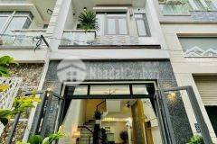 Bán nhà phạm văn đồng, ô tô, 30m2 5 tầng, mt 5.5m, 4.6 tỷ