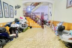 Bán nhà 5 tầng phố tựu liệt, sát kđt linh đàm 50m2 ô tô tránh kinh doanh chỉ 5.3x tỷ.