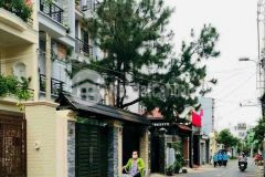 Bán nhà đường 9 linh chiểu, dt 100m2, giá 10.5 tỷ