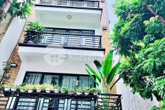 Bán nhà phố chu huy mân, phúc đồng, 31m2, 5 tầng, ô tô, phân lô, full nội thất