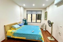 Nhà đê la thành 5pn chỉ 3,18 tỷ x 35m x 5t ngõ thông thoáng 2 thoáng trước sau