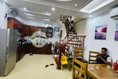 Bán nhà yên hòa cầu giấy, nhà đẹp ở ngay 25m ra phố, ngõ rộng thoáng