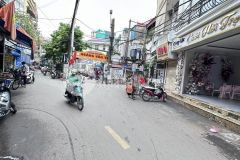 Oto đỗ cổng, 5 tầng mới, hai mặt thoáng ngõ gốc đề hoàngmai 30m mt3.2 sổđỏ 4.2tỷ