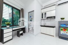 Bán gấp chung cư mini đường mỹ đình 70m2, 8t lô góc 3 thoáng, ô tô đỗ cửa, 20 phòng, giá 10 tỷ.