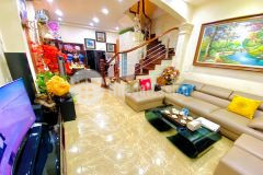 Lô góc gần phố trươngđịnh 33m 4tầng mt 4.1m nhỉnh 4tỷ sổđỏ