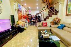 Bán nhà 4 tầng lô góc ngõ thông phố trương định hai bà trưng, nhà đẹp ở ngay nhỉnh 4 tỷ.