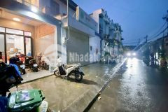 Nhà phố giá rẻ kinh doanh tốt có thể cho thuê