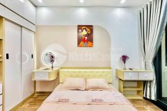 Nhà mới đầy đủ nội thất dọn vào ở ngay, hẻm ô tô, giáp bình thạnh