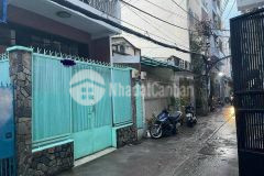 Cực hiếm xe hơi đỗ cổng quận 3 giá 1.89 tỷ