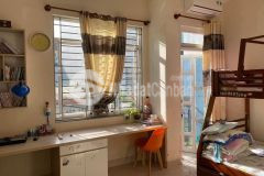 Dt 71 mét 3 lầu 7 tỷ ngã tư bốn xã ô tô ngủ trong nhà