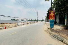 Lô đất cực đẹp, đối diện nhà văn hóa huyện văn lâm, kinh doanh thoải mái. lh 0835459289