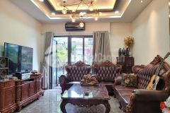 Bán nhà mt chợ bờ bao tân thắng, tân phú 4 tầng 84m2. nhà đẹp ở ngay. giá chỉ 12,3 tỷ.